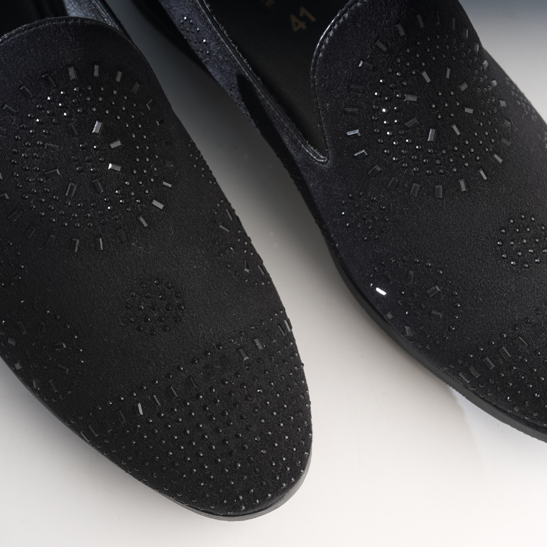 Monkstory Stardust Crystal Slip-Ons – Black