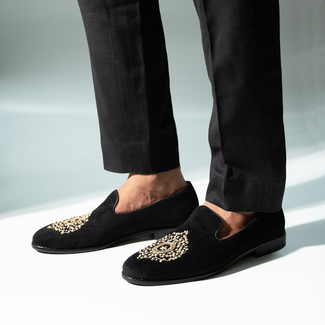 Monkstory Maharaja Zardosi Embroidered Slip-Ons – Black