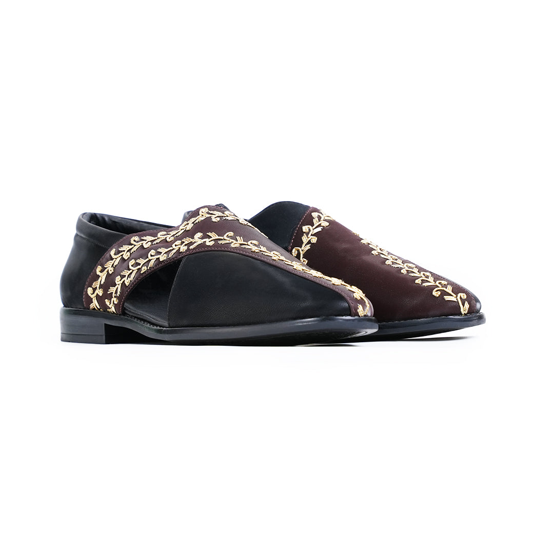 Monkstory Two Tone Embroidered Nawabi Sandals - Black/Brown