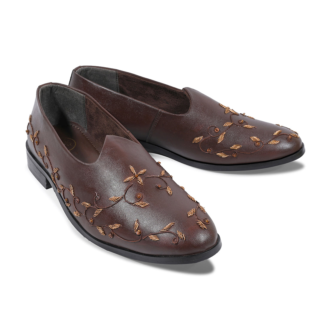Monkstory Regal Floral Zardosi Mojari – Brown