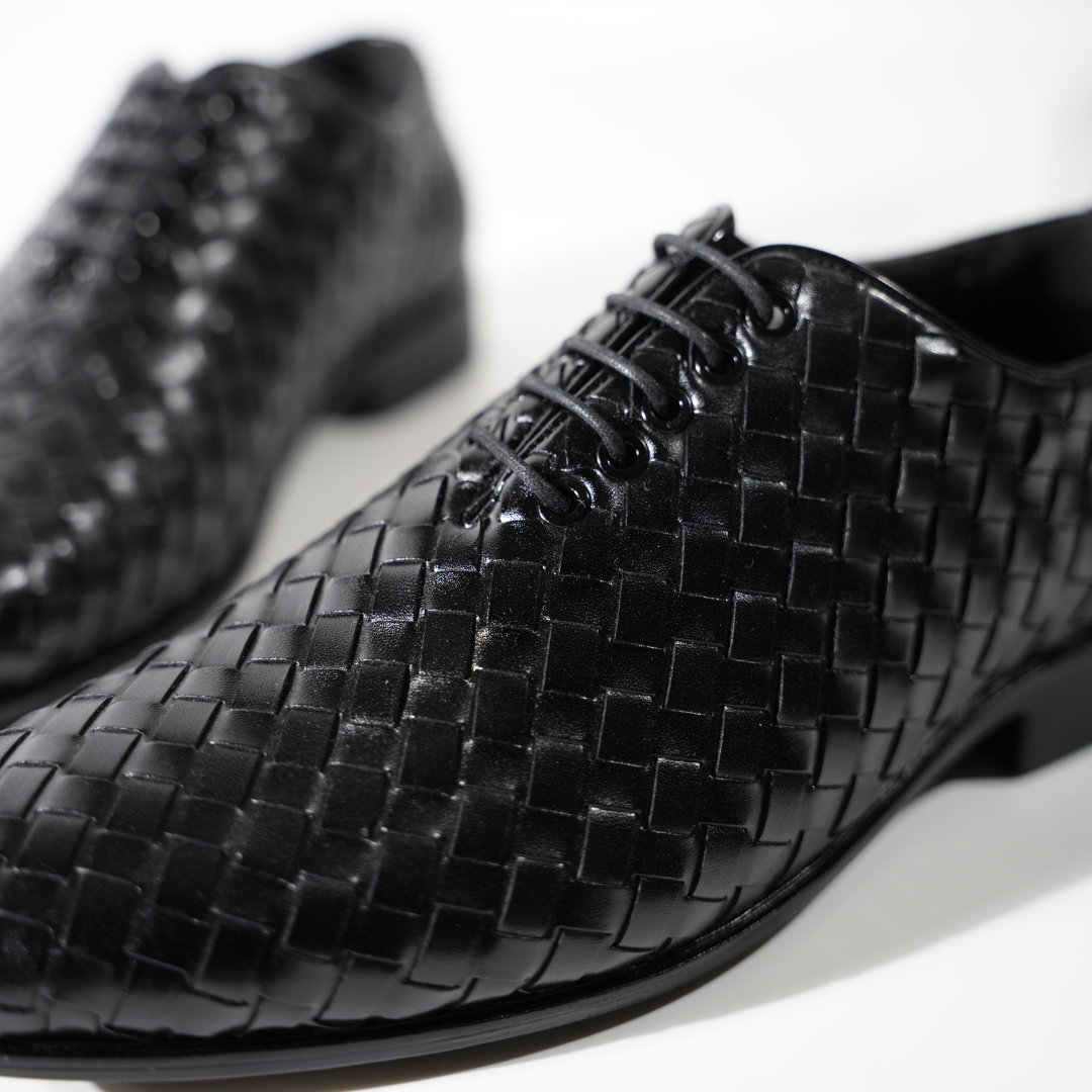 Monkstory Hand Woven Lace-Up Derbies - Black