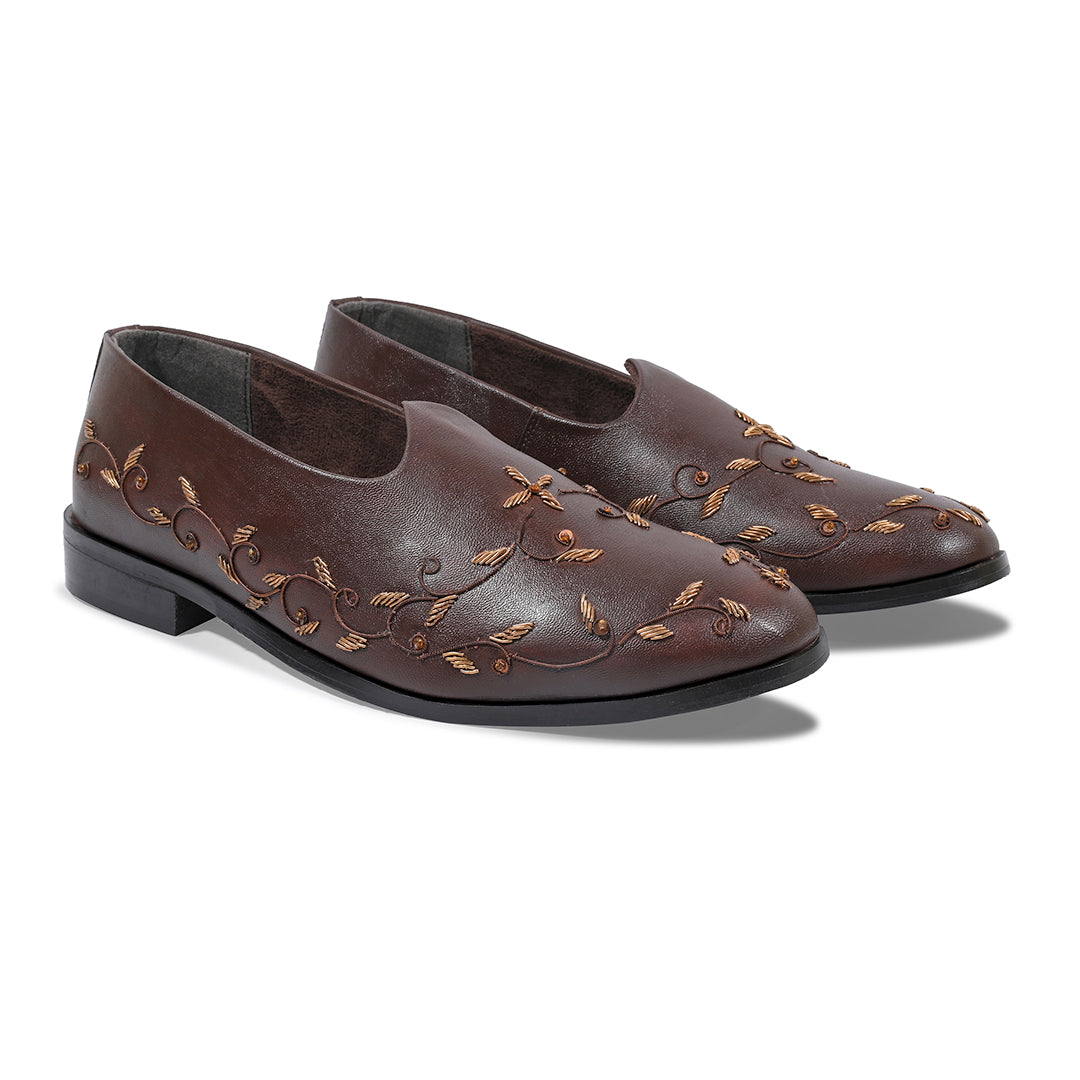 Monkstory Regal Floral Zardosi Mojari – Brown